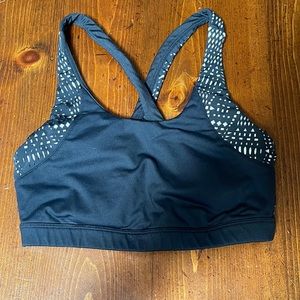 Alo sports bra